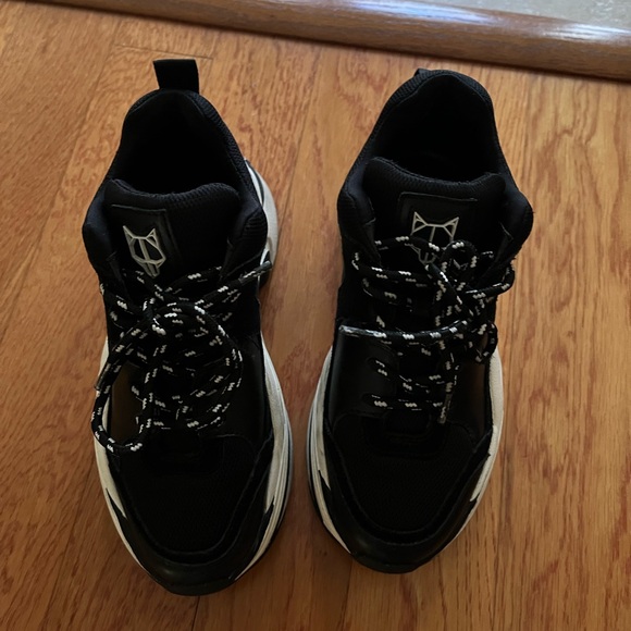 Naked Wolfe Black and White Sneakers - Picture 4 of 7